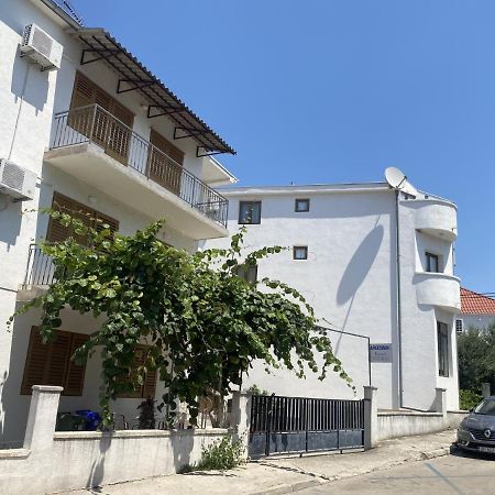 Apartments Gabrijela Biograd Na Moru Buitenkant foto