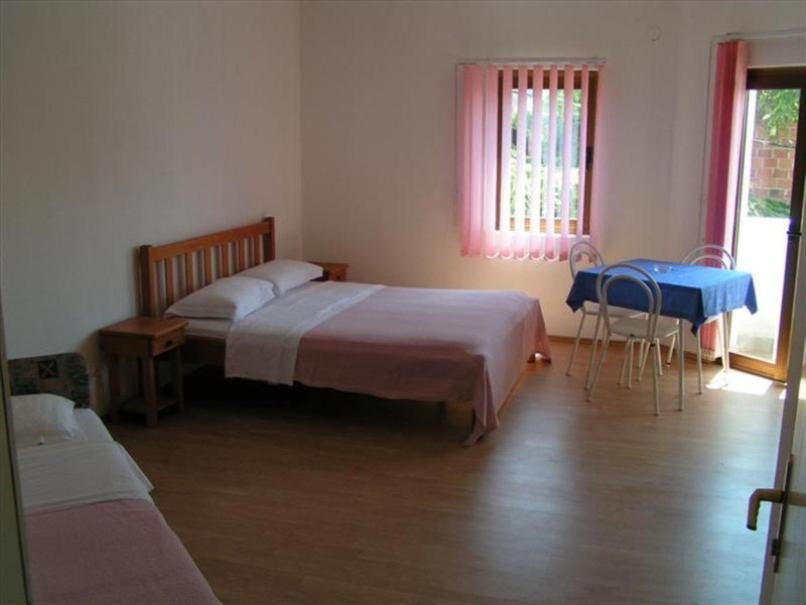 Apartments Gabrijela Biograd Na Moru Buitenkant foto